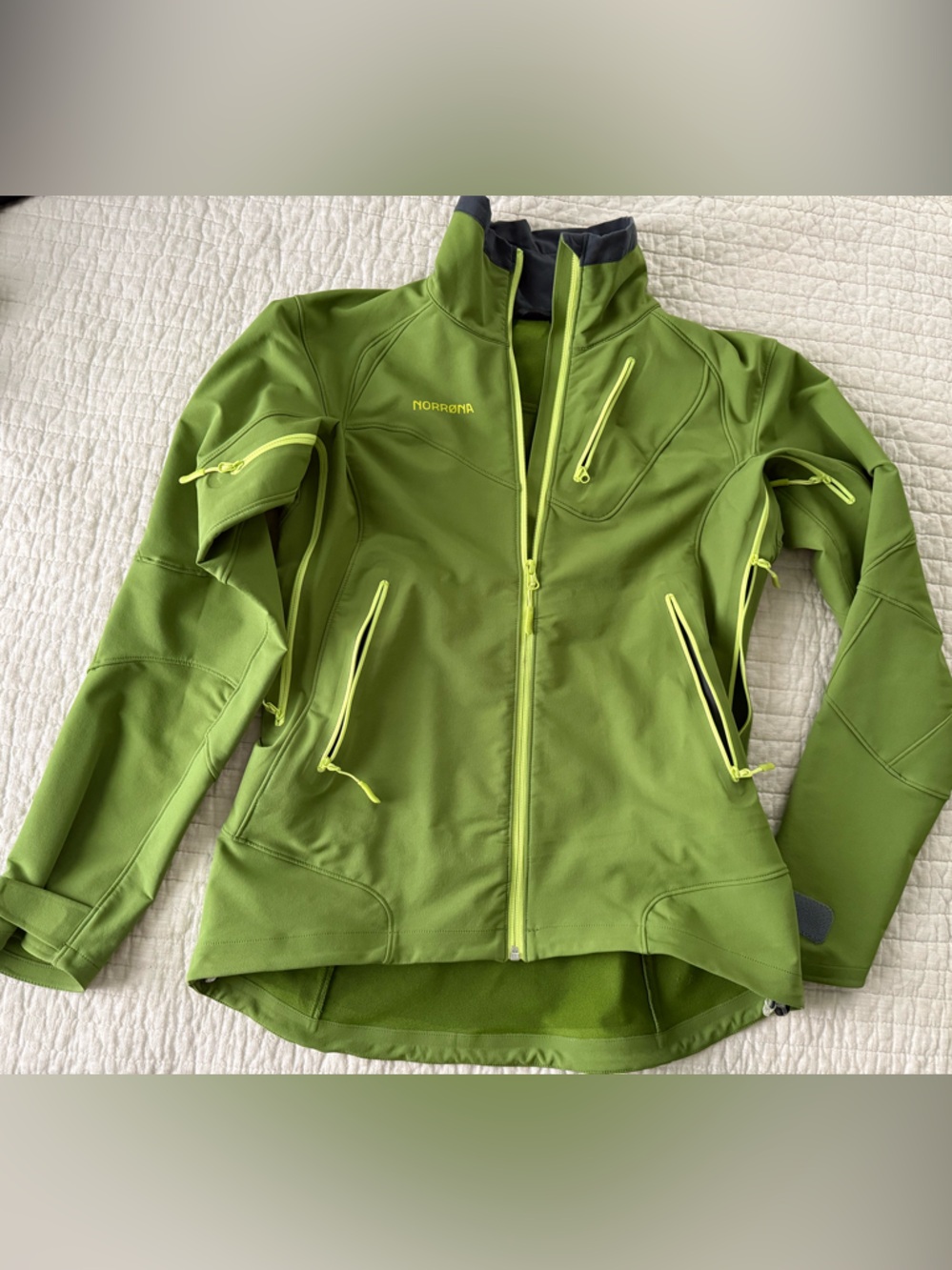 Women's Green Athletic Lightweight Jacket